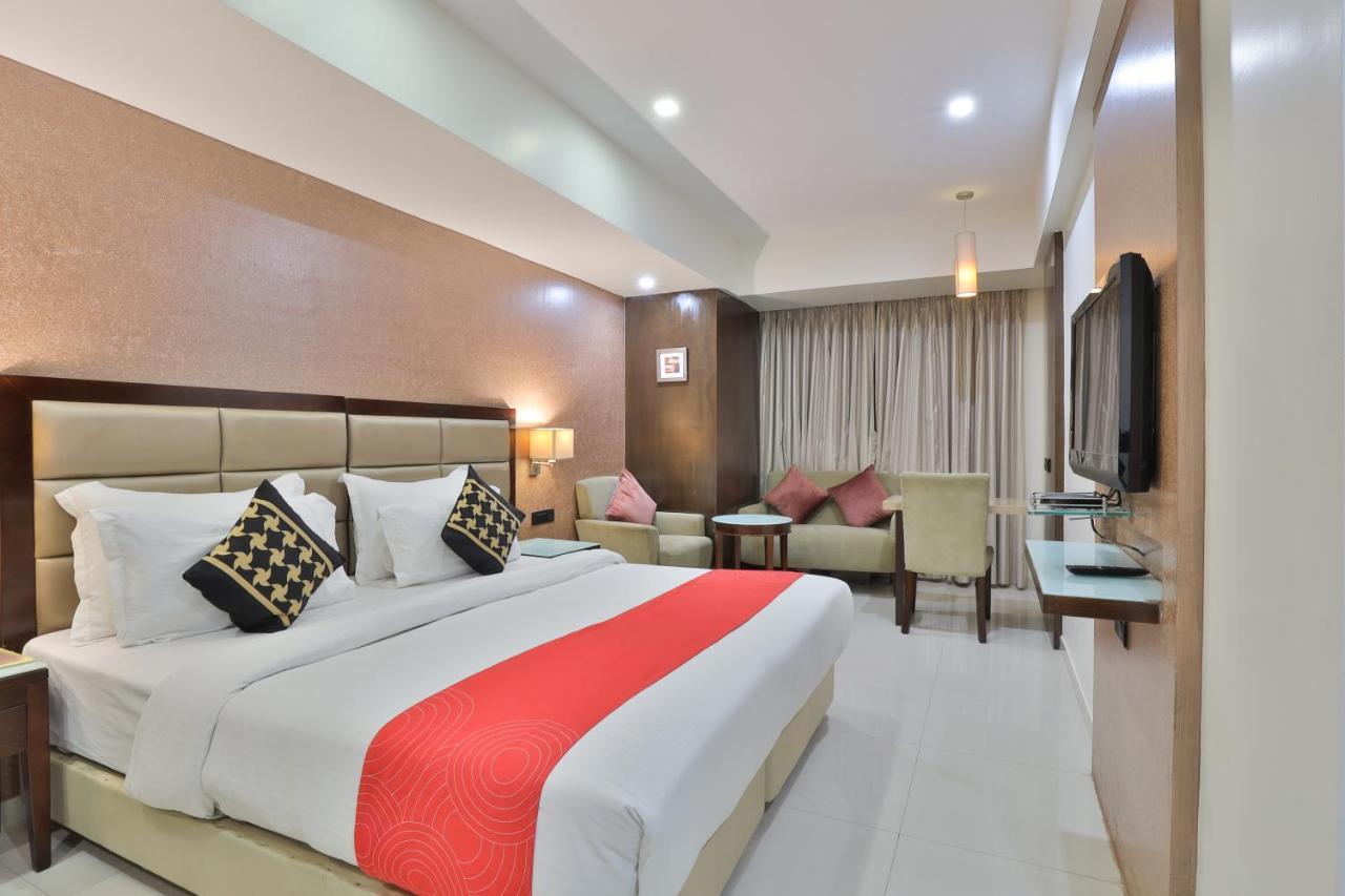 Krios Hotel - Near Sg Highway, Ahmedabad Exterior foto