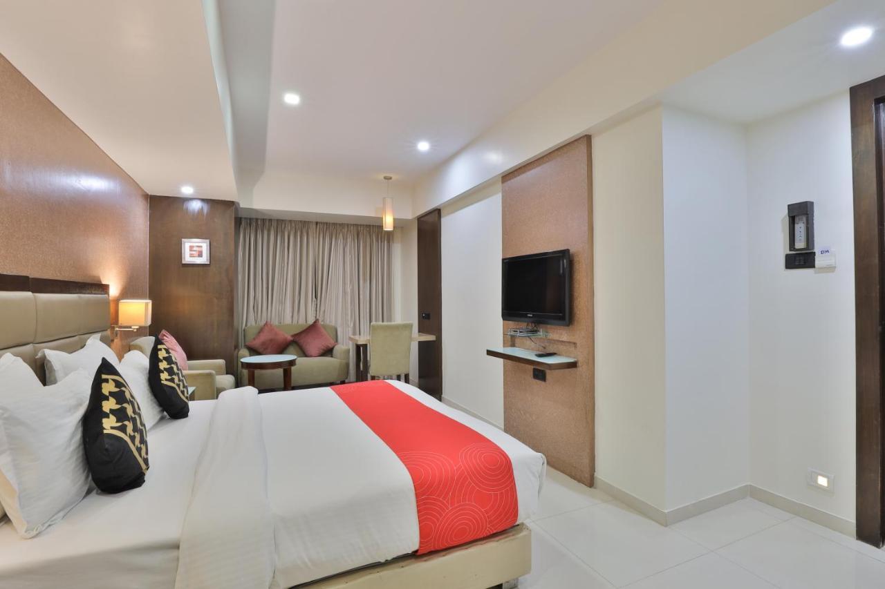 Krios Hotel - Near Sg Highway, Ahmedabad Exterior foto